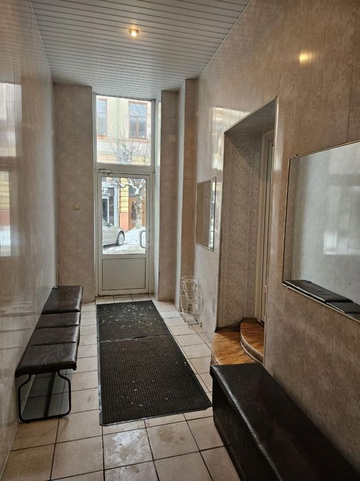 Комерційне приміщення 92.3кв.м центр м.Коломия