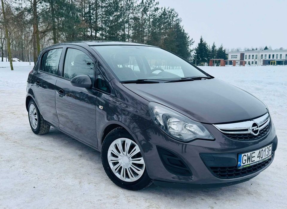 Opel Corsa D 1.4 LPG - piękny stan - niski przebieg - półskóry