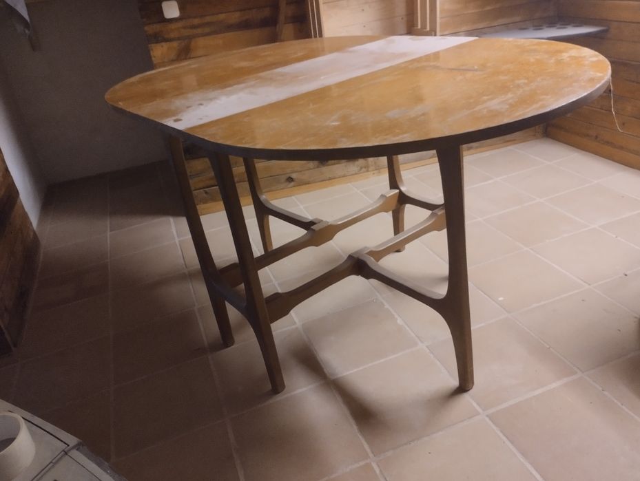 Venda de mesa de jantar ou cozinha