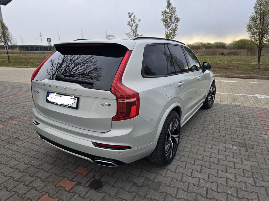 Volvo XC90 B5 R-design VAT23