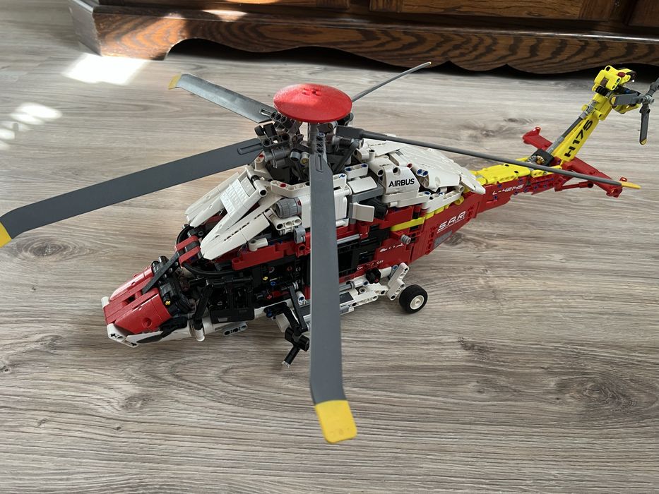Lego Technic 42145