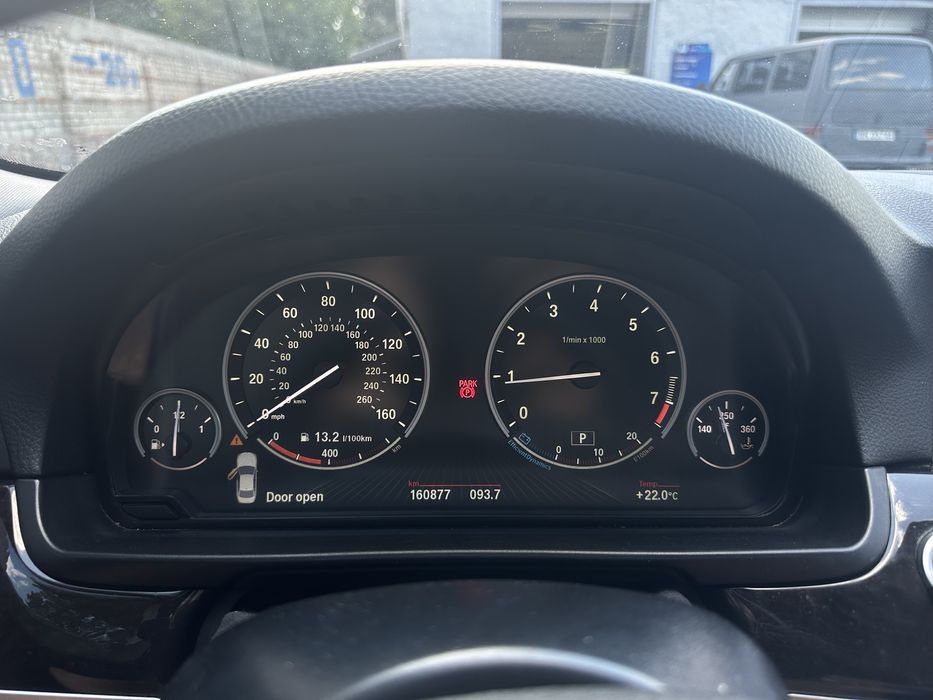 BMW F10 2015 2.0 бензин
