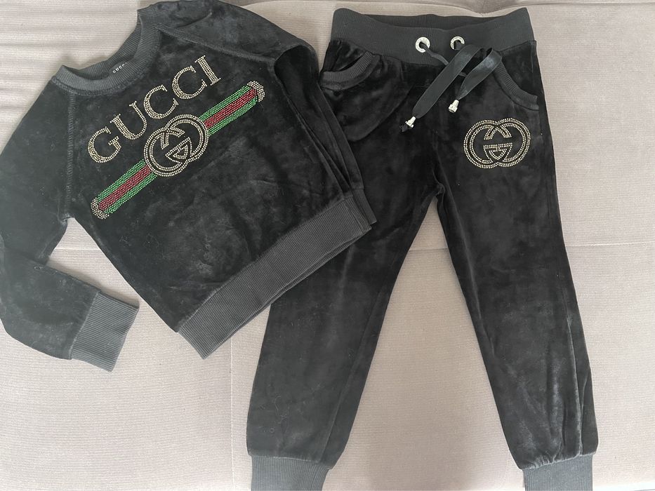 Шикарный велюровый костюм Gucci