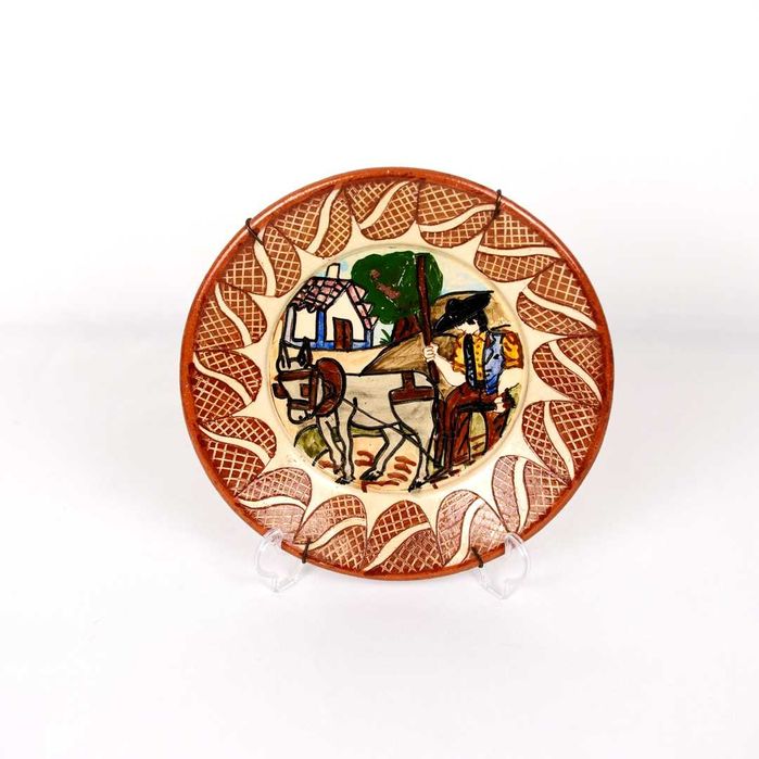 Prato em barro com motivos alentejanos