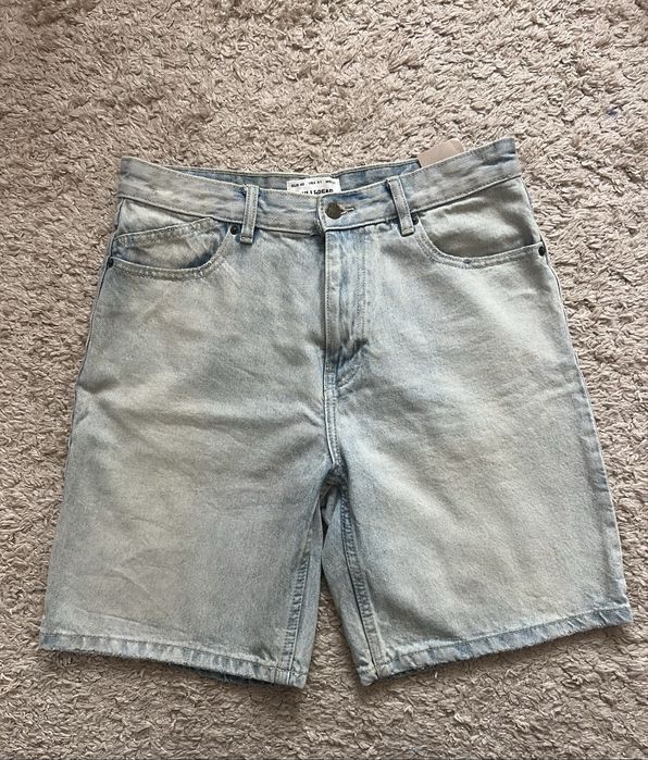 Нові чоловічі джинсові шорти  Pull&Bear