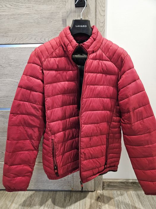 Kurtka puchowa bez kaptura Bershka  czerwona r. M