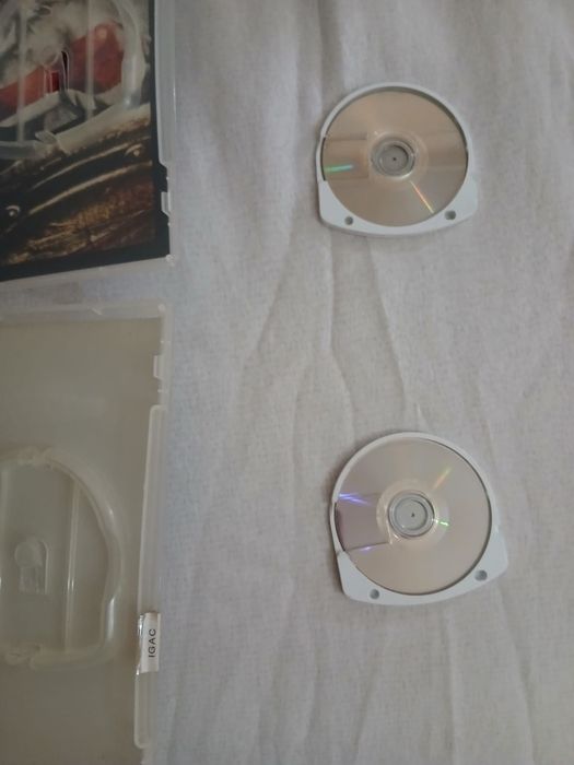God of War Ghost of Sparta + Kingdom Hearts PSP Completo