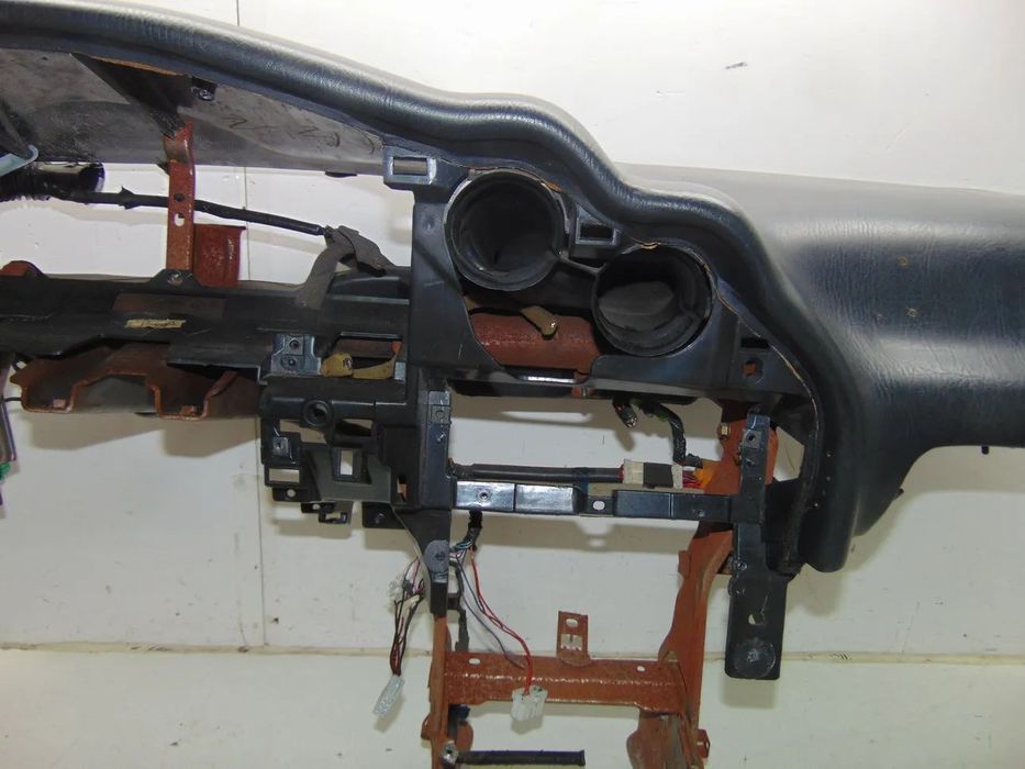 Mazda MX3 tablier