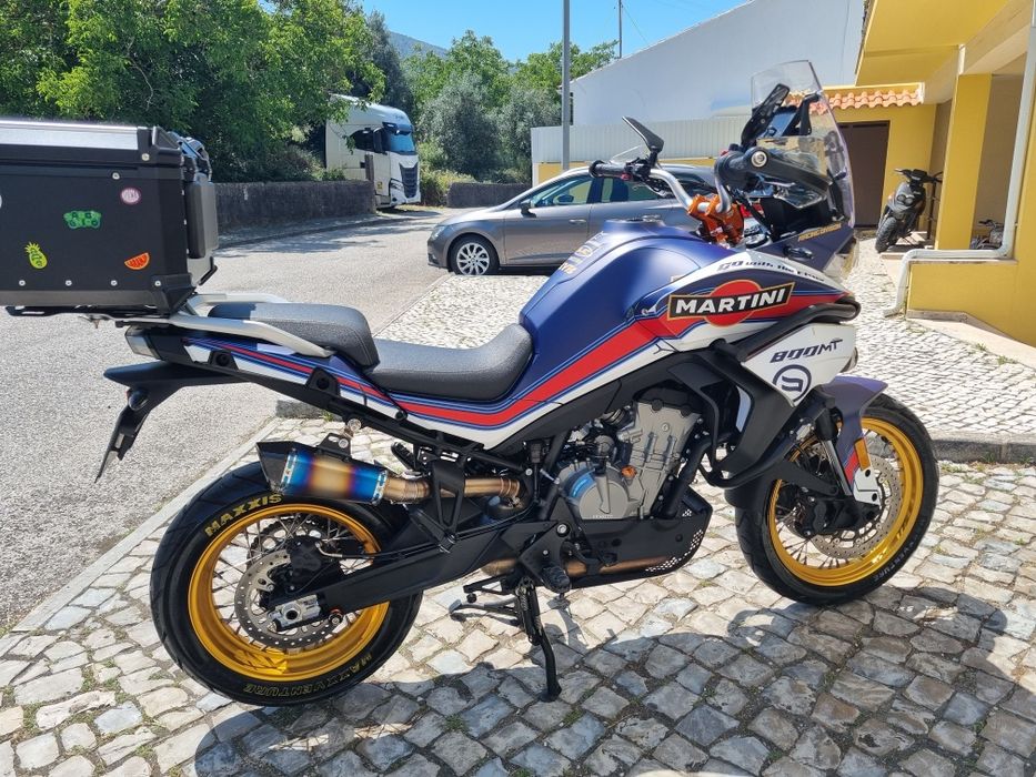 Escape de mota semi novo