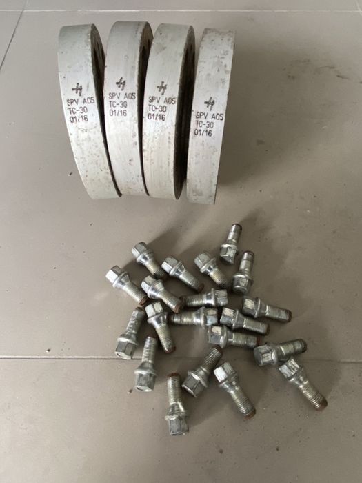 Расширители Хофман на  АУДИ КЮ-7