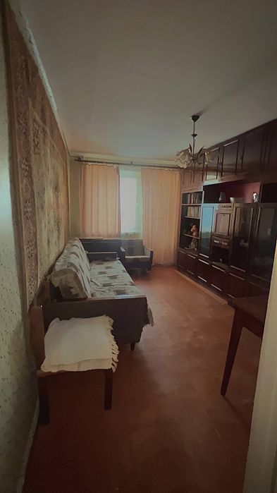 Віддам гостьову стінку/диван/крісло/шафа з антресолю