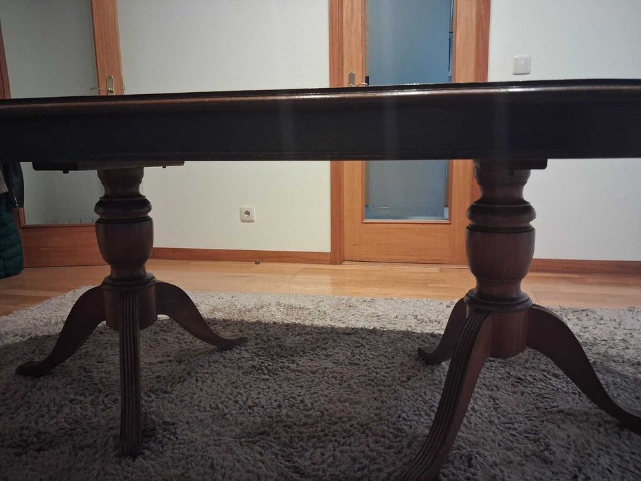 Mesa de Jantar em Madeira – 1,90 m x 1,00 m