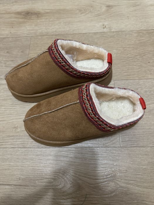 Трендові Ugg tazz