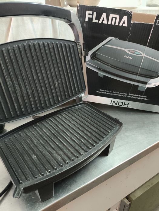Sanduicheira grill Flama