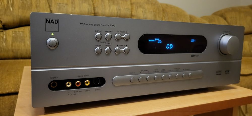 Amplituner NAD AV T 743  KINO DOMOWE.