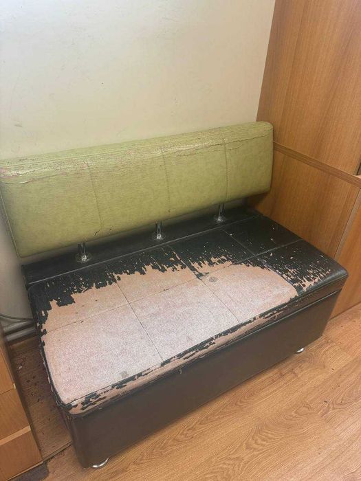 Диванчик у офіс чи на кухню