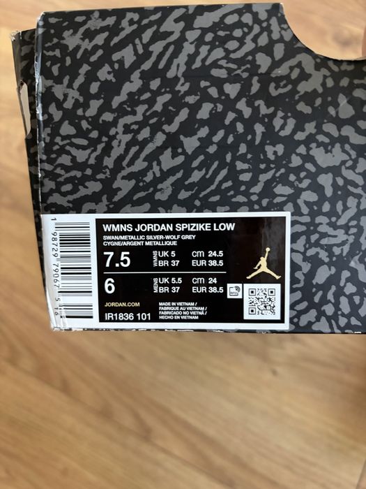 wmns jordan spizike low