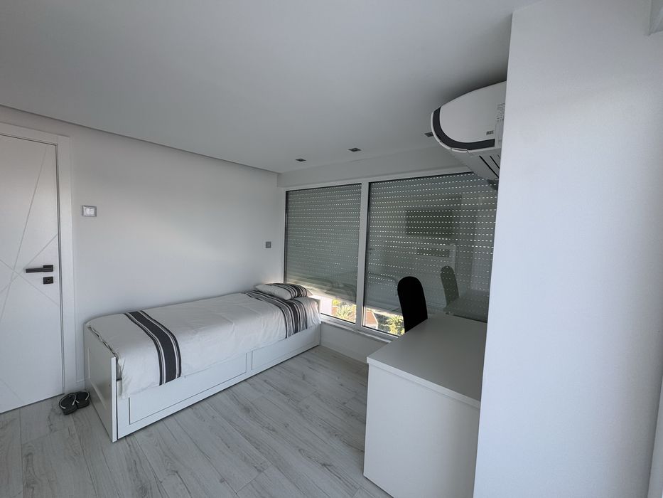 Quarto em Alfragide ultimo piso