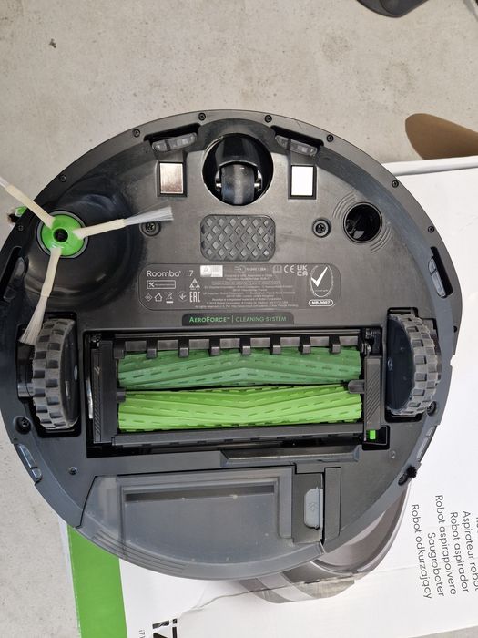 I Robot Roomba i7