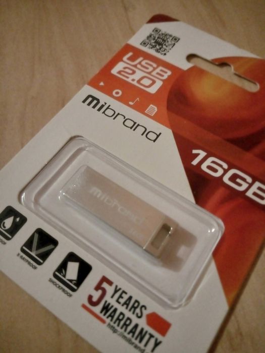Флеш - накопичувач Mibrand USB 2.0 Chameleon 16Gb. Silver.