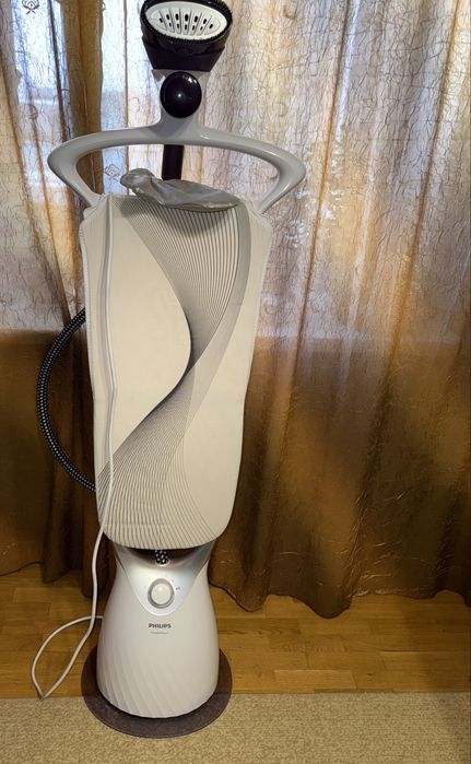 Відпарювач вертикальний стаціонарний PHILIPS ComfortTouch GC557/30