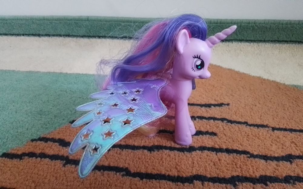 Księżniczka Twilight Sparkle ze skrzydłami My Little Pony