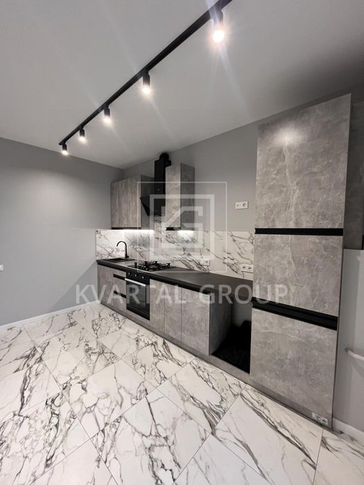 Свіженька квартира на продаж біля Набережної 78000