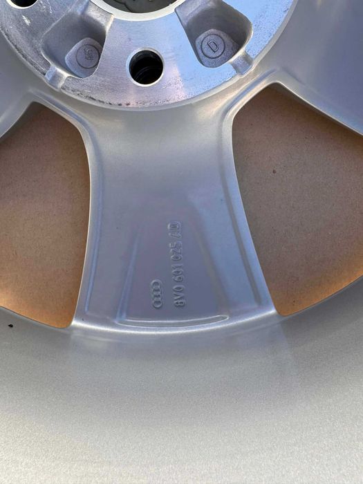 Felgi Aluminiowe AUDI 17 5x112 ET 43 OEM 4szt.