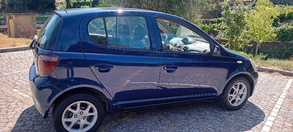 Toyota yaris 1.0 vvti 5p
