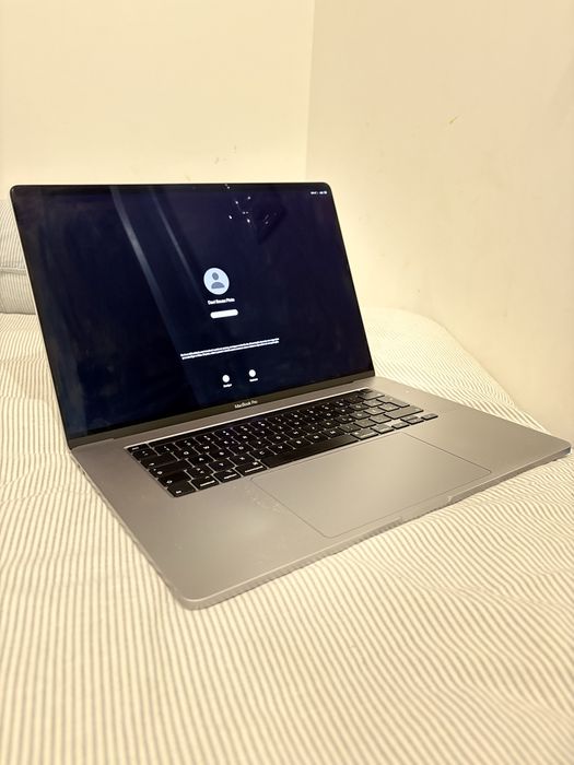 MacBook Pro 2019 Teclado Alemão.