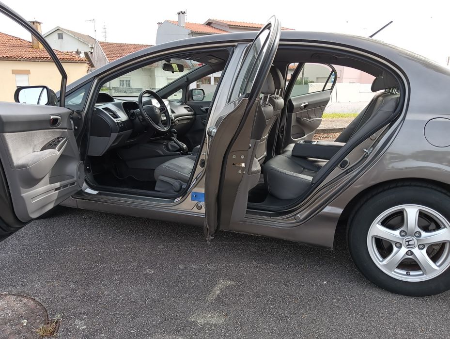 Civic IMA Híbrido 2007  89.000km