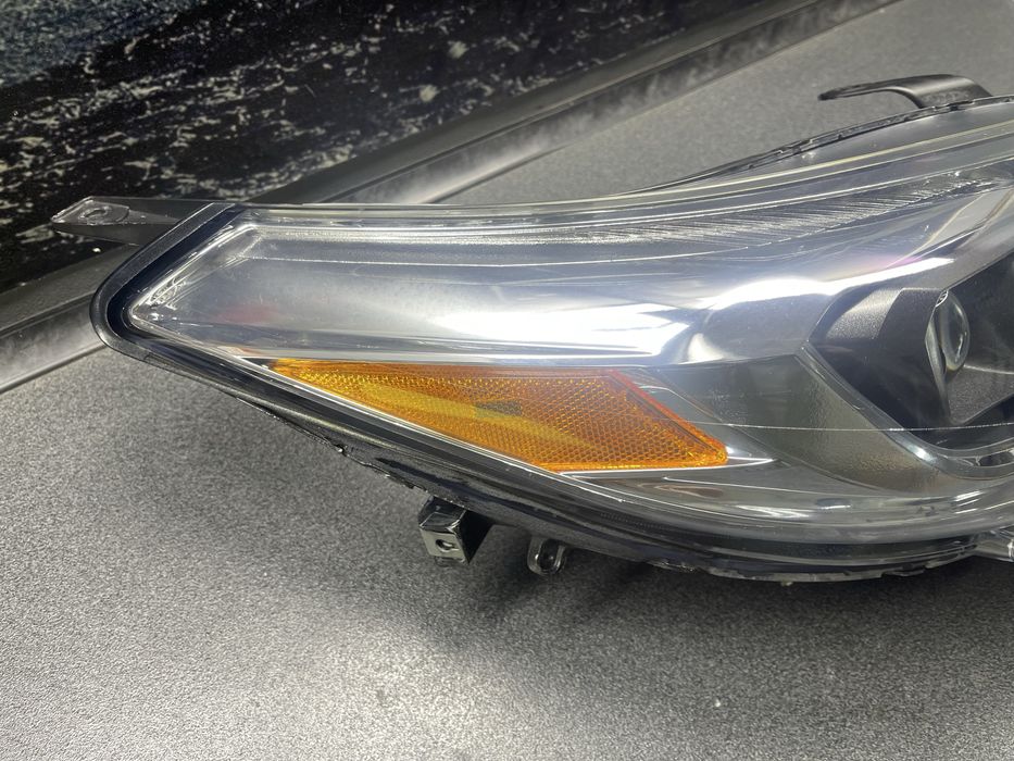 Фара права toyota avalon 2015 2016 2017 2018