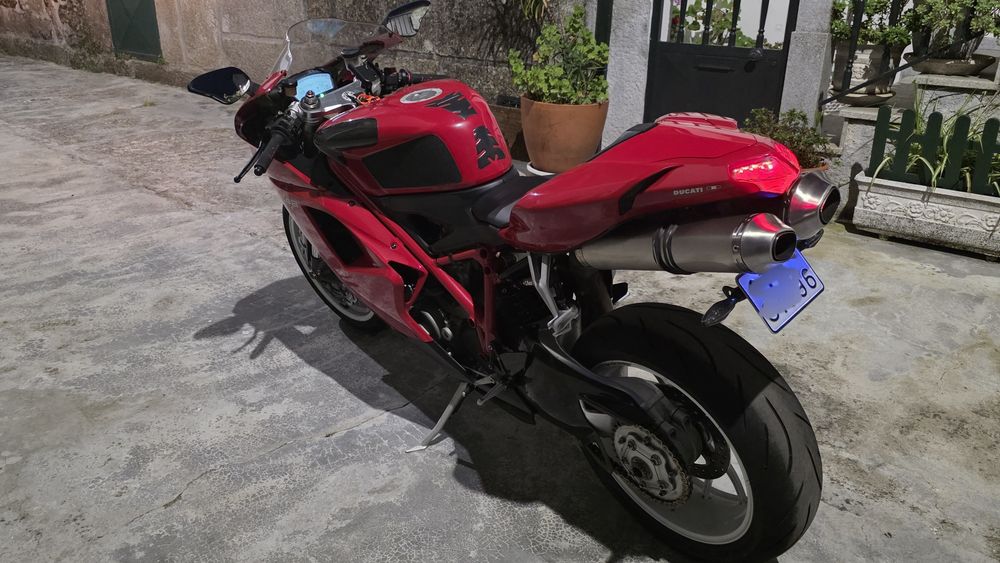 Ducati 848 Bom Estado