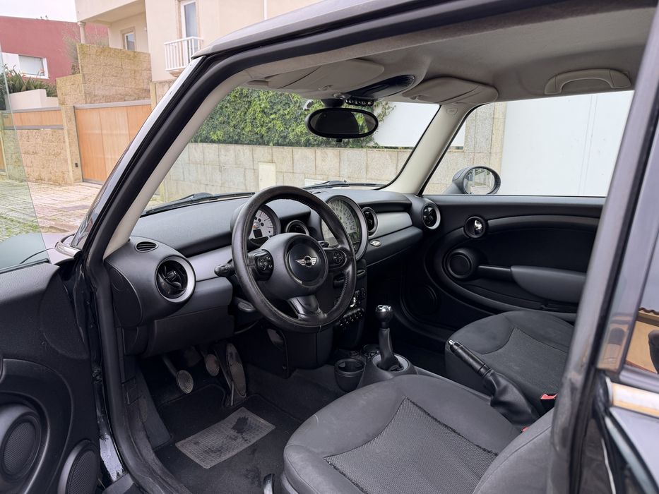 Mini One D Preto Mate 2011