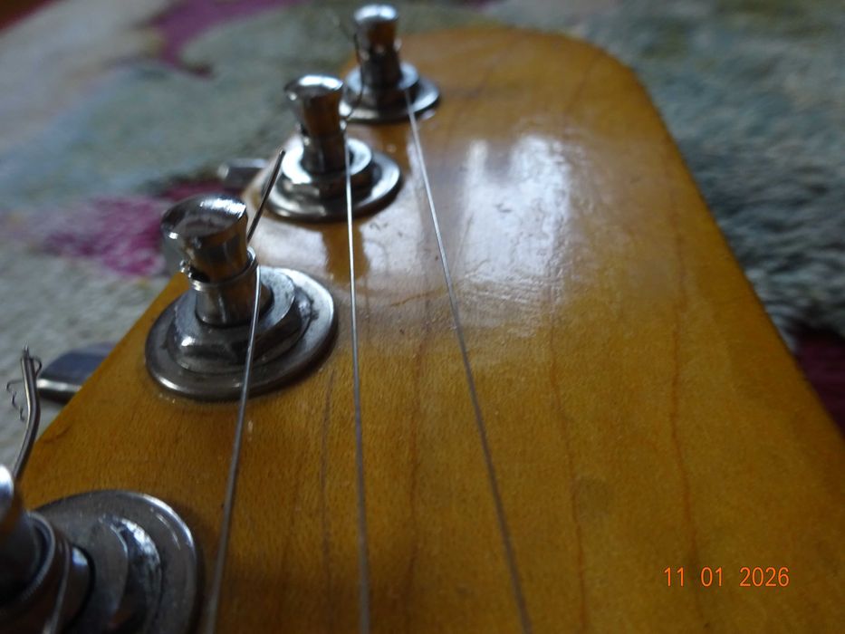 Gitara Ibanez Studio/Blazer SB70 z 1982 roku, japońska.