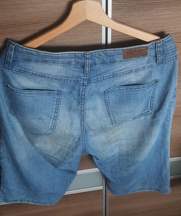 Szorty jeansowe BonPrix r.38