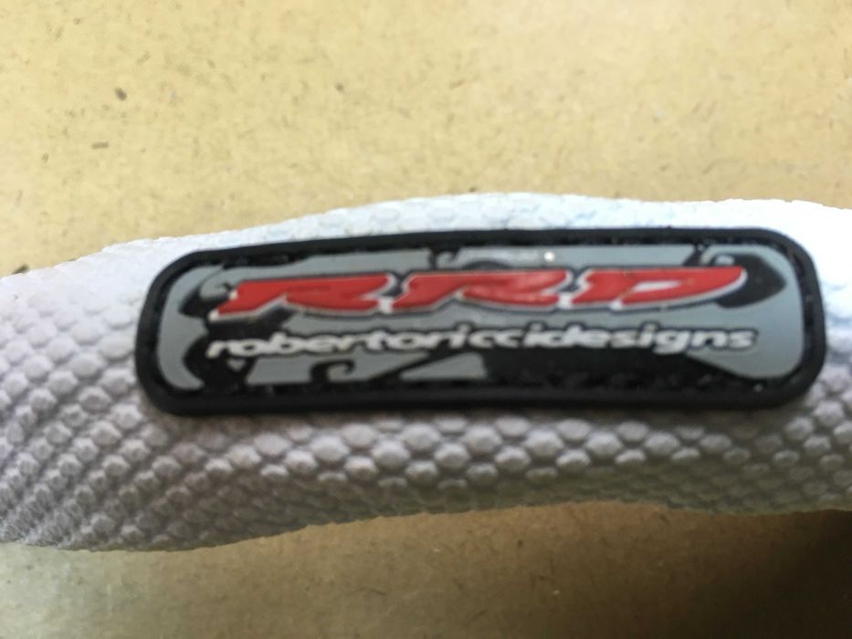 Straps e fins prancha Kitesurf RRD