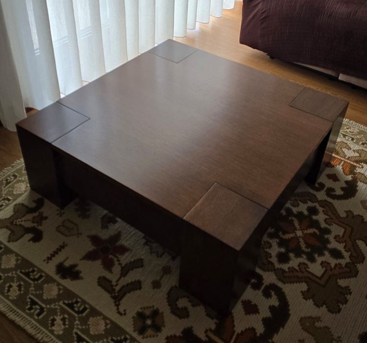 Mesa de Centro - Madeira Maciça - Marca Vintage