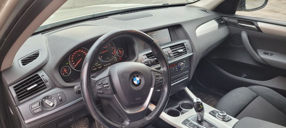Bmw X3 xdrive automat,hak