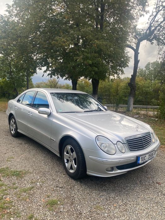 Mercedes-Benz W211 3.0CDI
