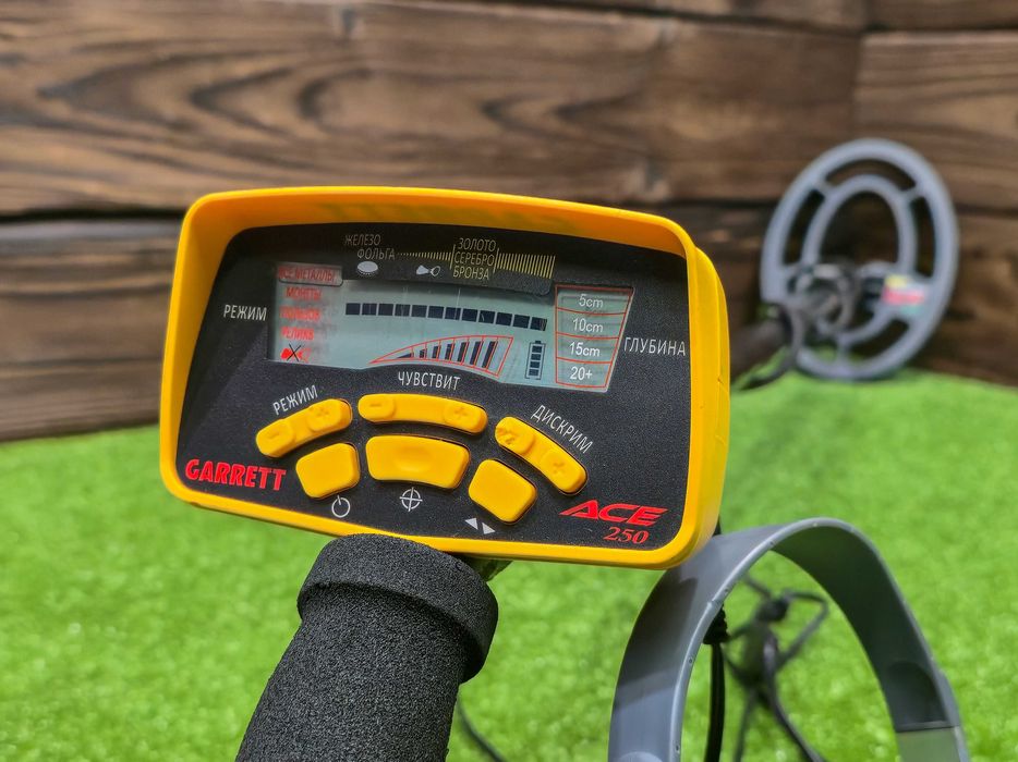 Металошукач  Garrett ACE 250