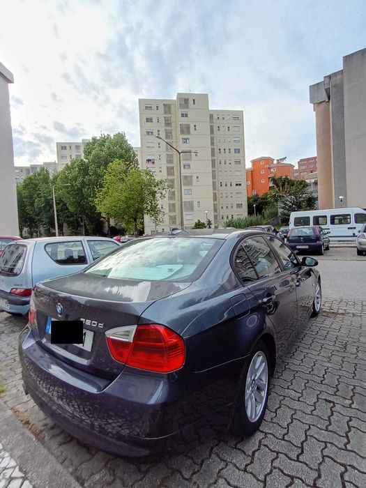 BMW 320d 2008 - Bom estado geral - 376.000 km