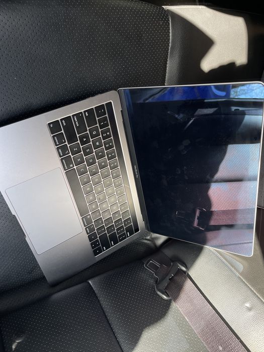 Macbook pro a(2159)