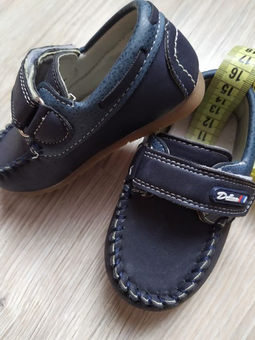 Туфлі, мокасіни.