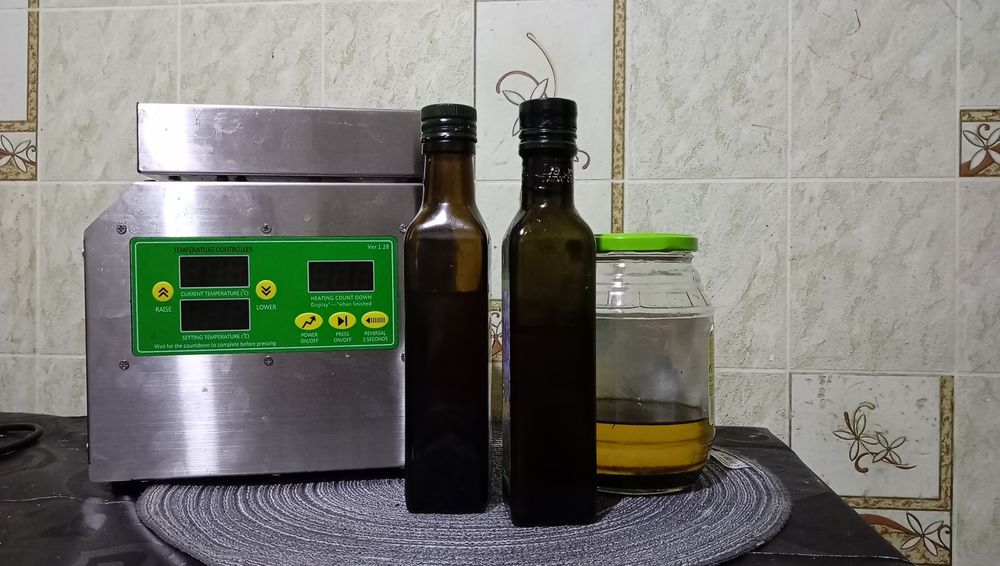 Олія  холодного віджиму власне виробництво