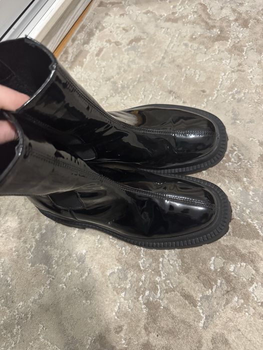 Черевики челсі жіночі натуральна шкіра , лак 39розмір