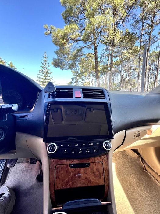 Honda Accord 7  2004 • Leather • Sunroof • Camera • Full Option