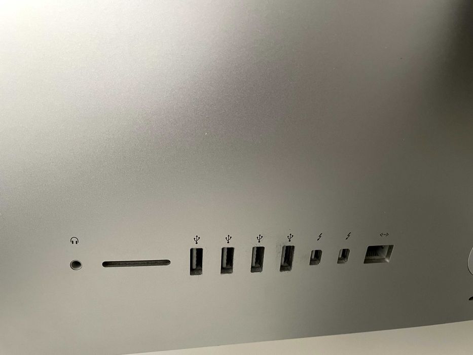 iMac 21.5-inch 16GB, 2.9 GHz Quad-Core Intel Core i5