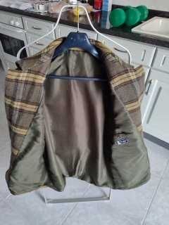 Casaco  Vintage 100% em Lã - Tamanho L