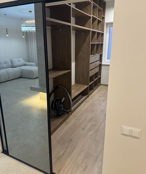 Продаж будинку з Газом 3 окремі кімнати | Гардеробна | Камін | 145м2 |